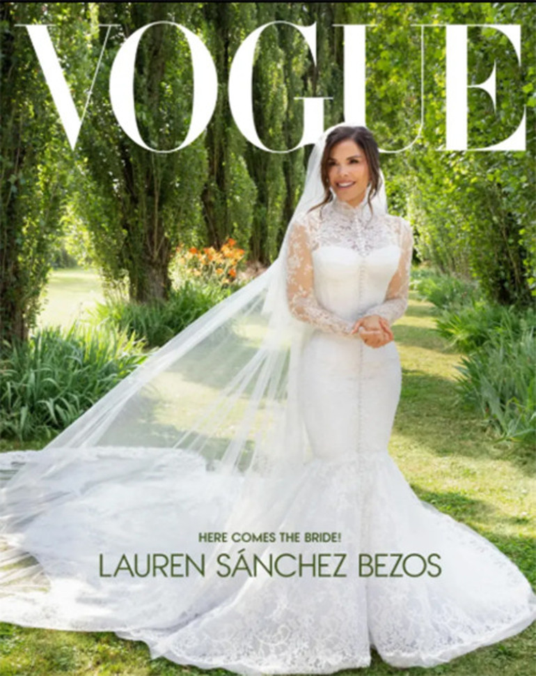 Dünyada bu düğüne akın etmeyen ünlü kalmadı... Merakla beklenen gelinlik özenti çıktı