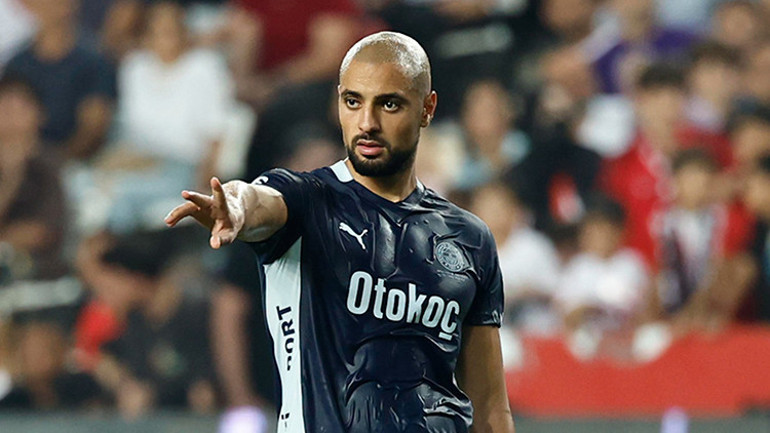 Fenerbahçede ayrılık rüzgarı sürüyor: İki yıldız daha bavullarını topladı