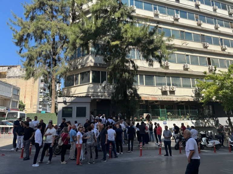İzmir Büyükşehir Belediyesine yönelik yolsuzluk soruşturmasında yeni detaylar Yunanistan’a kaçış iddiası