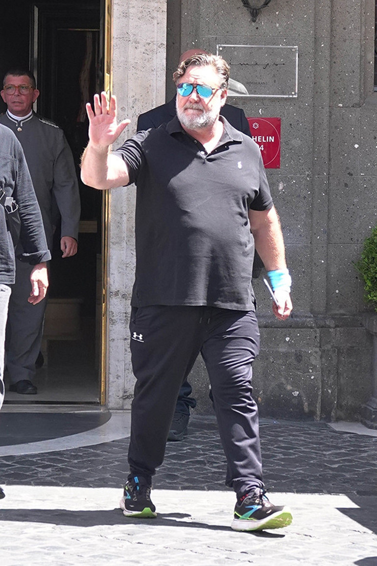 Onu tanıdığında bir başkasıyla evliydi… Boşanabilmek için en kıymetli eşyalarını bile sattı... Sabırlı aşıklar muratlarına erdi