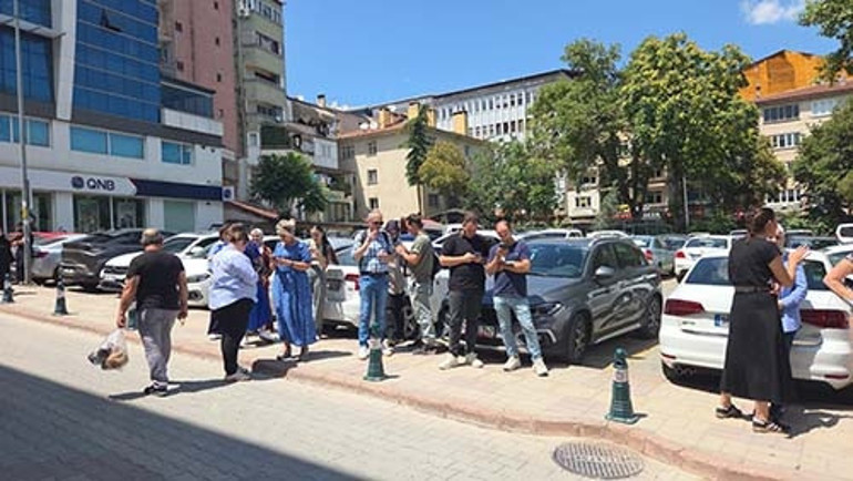 Son dakika: Bursa Gemlik’te 4.3 büyüklüğünde deprem Gemlikte 2 günde 3 deprem İstanbul ve çevre illerden de hissedildi