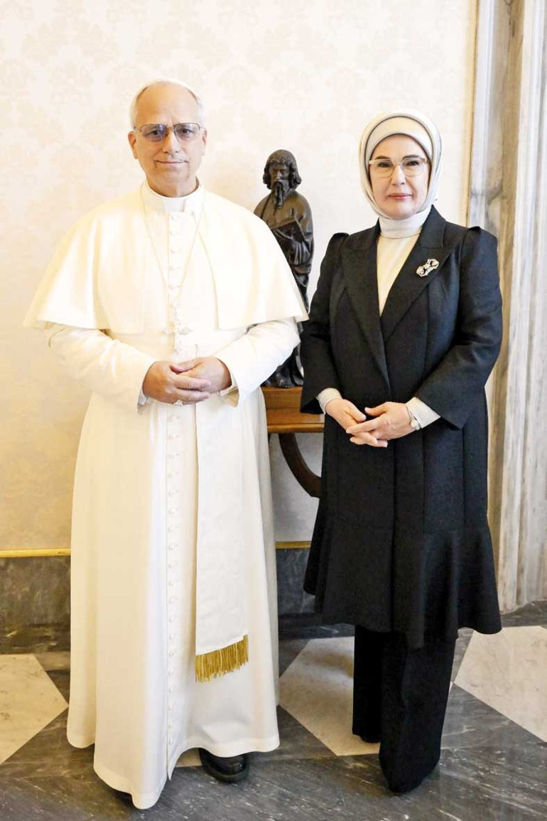 Özgür Özel, Peygamberimize hakareti mi savundu