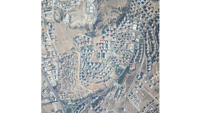 İzmirde tapu dolandırıcılarına dublörlü suçüstü: 4 şüpheli yakalandı