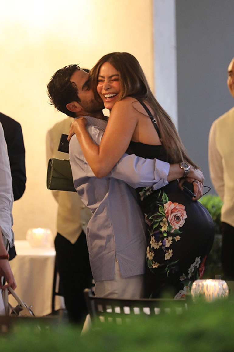 18 yaşında evlendi, bir yıl sonra anne oldu... Hayat yolunda hızlı büyüdü... Şimdi ona aşk dayanmıyor