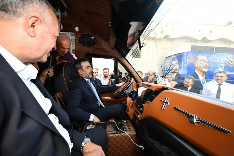 Dolmuşçulardan teşekkür ziyareti