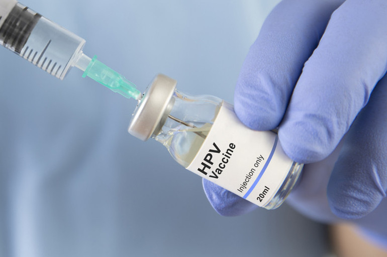 HPV aşısında yeni dönem Yıl sonunda aşı programında ama kafalar hâlâ karışık… Yan etki kaygısı sürüyor İşte 13 soruda tüm merak edilenler