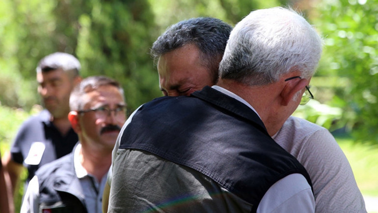 Şehit dozer operatörü İbrahim Demire gözyaşlarıyla veda