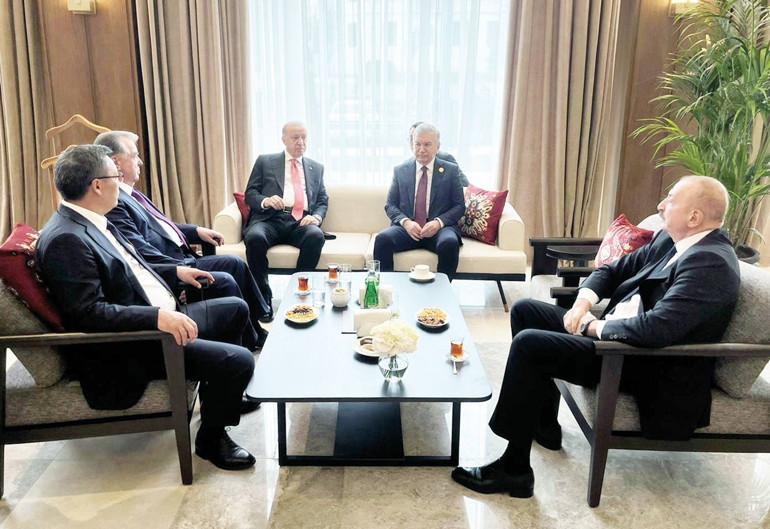 Erdoğan Azerbaycan’dan seslendi: İsrail’in zulmüne sessiz kalamayız