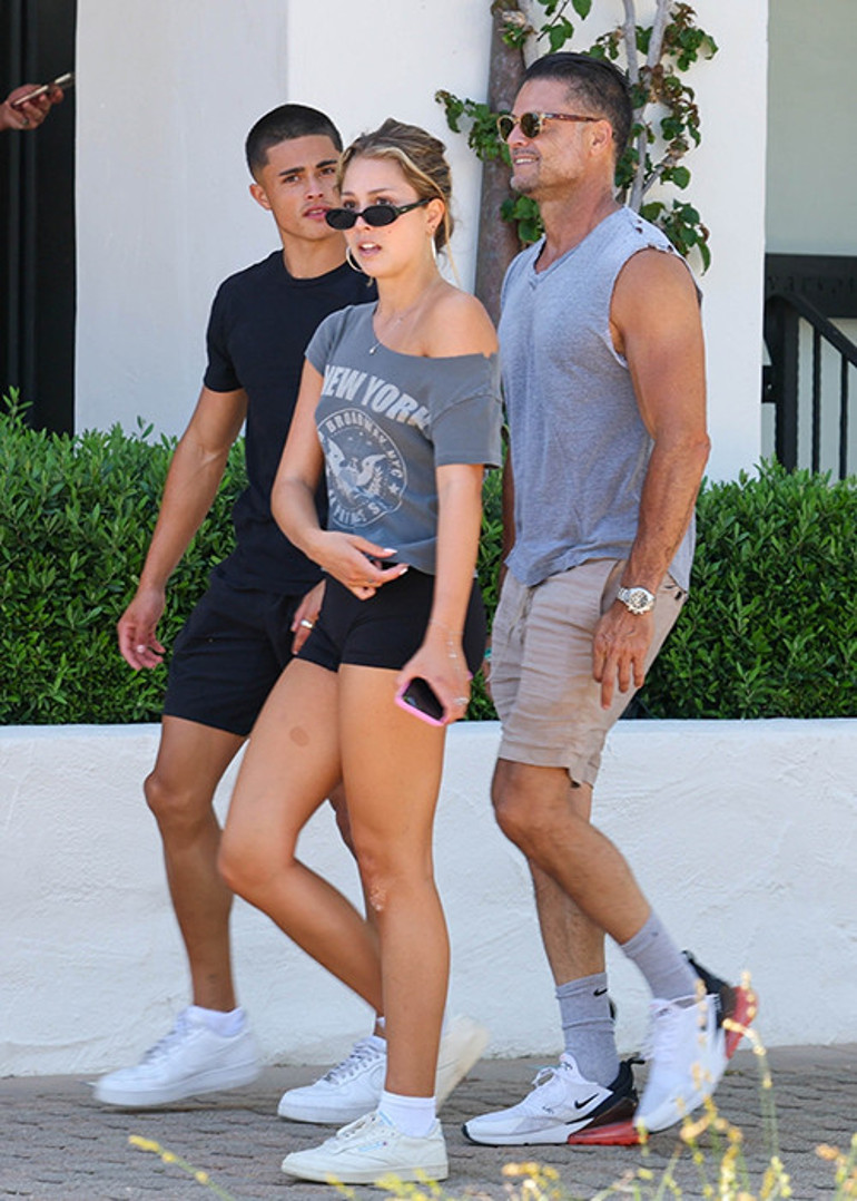 Yakışıklı oyuncu kırmızı mayosunu çıkarıp attı... Şöhrete sırtını dönüp inşaatçı oldu: Her şey çocuklarım için