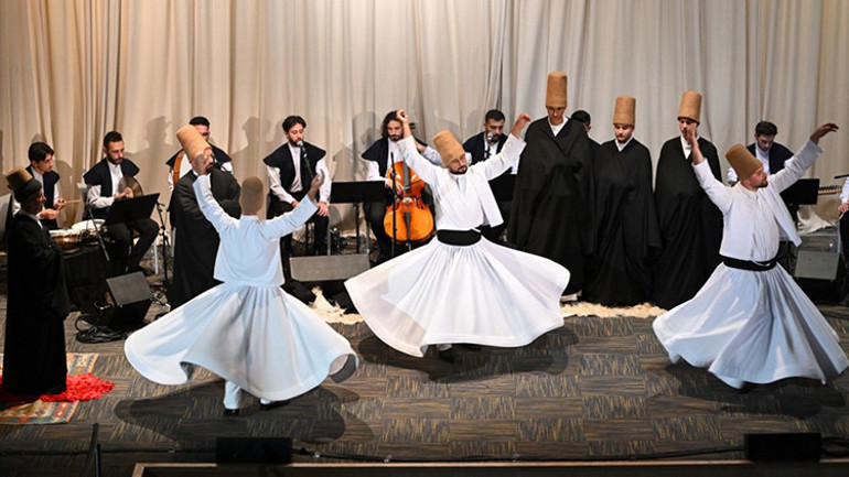 Bradford Edebiyat Festivali 2025’te Türk Kültürü sahneye taşındı