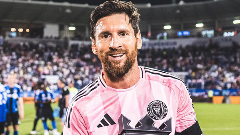 Dünya futbolu çalkalanıyor: Birkaç haftadır Lionel Messi’yi ikna etmeye çalışıyorlar