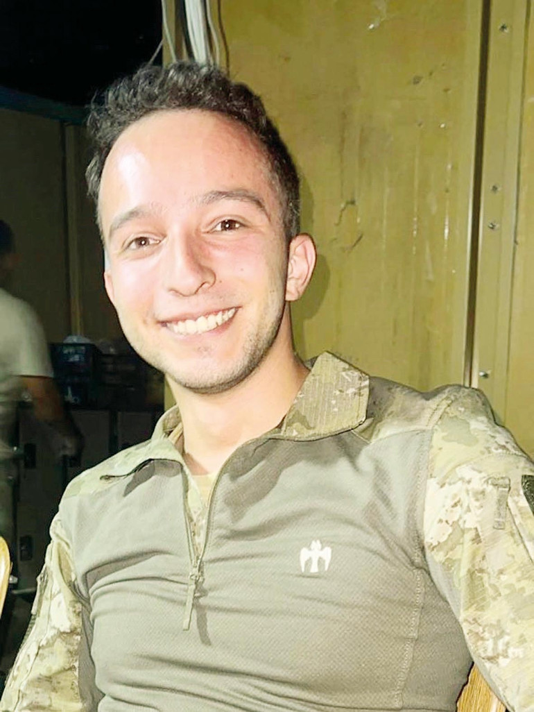 Şehitler için Hakkâri’de tören yapıldı... Yüreğimiz 12 parça