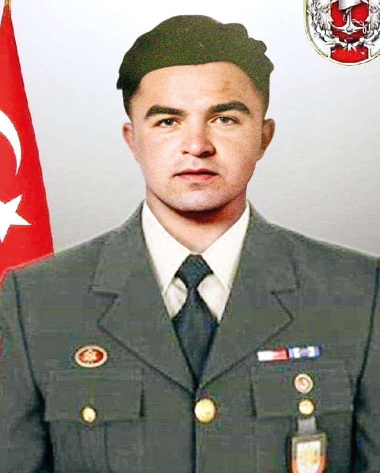 Vatan size minnettar... Şehitlerimizi yüreğimize gömdük