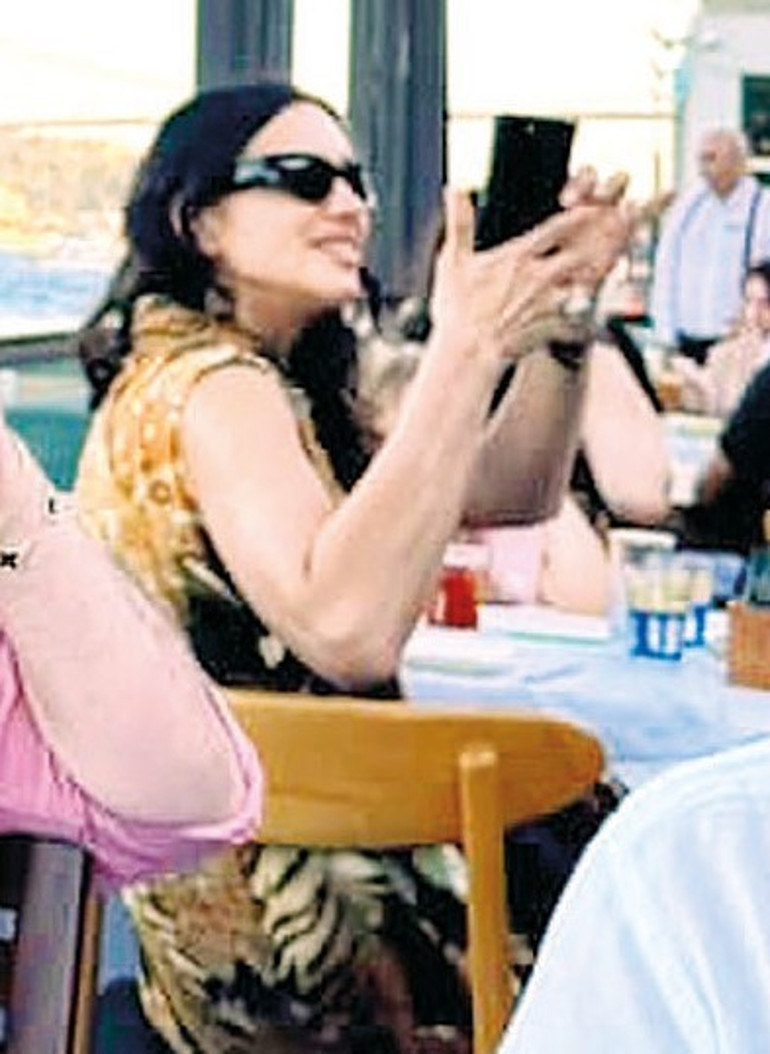 Irina Shaykın Boğaz keyfi