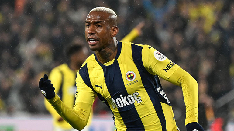 Corinthians, Fenerbahçeli Taliscayı transfer etmek istiyor Tarih verdiler
