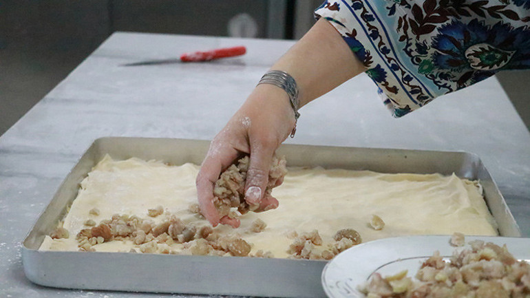 Kestane bahçelerinde başlayan başarı hikayesi 12 kadın güçlerini birleştirdi