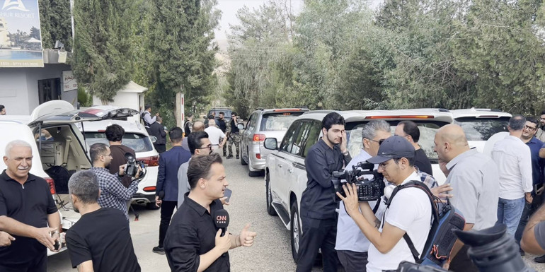 Son dakika... Terörsüz Türkiyede tarihi gün PKK silahları kazanda yaktı... İşte ilk görüntüler