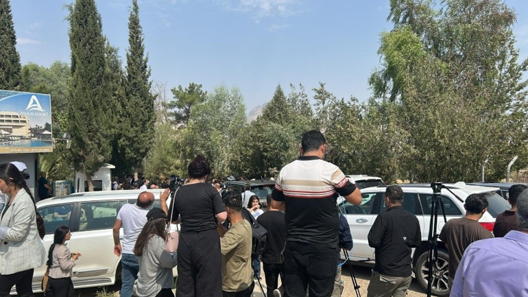 Son dakika... Terörsüz Türkiyede tarihi gün PKK silahları kazanda yaktı... İşte ilk görüntüler