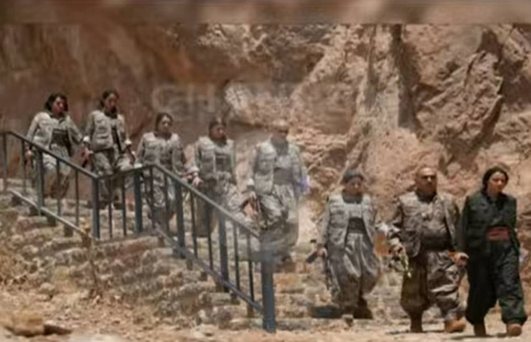 Son dakika... Terörsüz Türkiyede tarihi gün PKK silahları kazanda yaktı... İşte ilk görüntüler