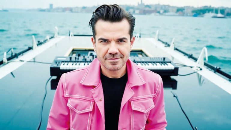 Filmlerde ve kliplerde yapay zekâ dönemi başladı: ‘Sahteliğin kendisi artık gerçekliğin bir parçası’