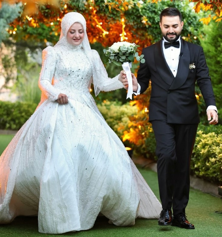 Kadir Ezildi, Gamze Türkmen evlendi