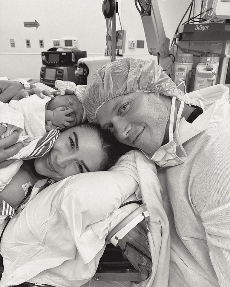 Hastalığı yüzünden hamile bile kalamamaktan korkuyordu… Ünlü model anne oldu: Hoş geldin küçük kızım