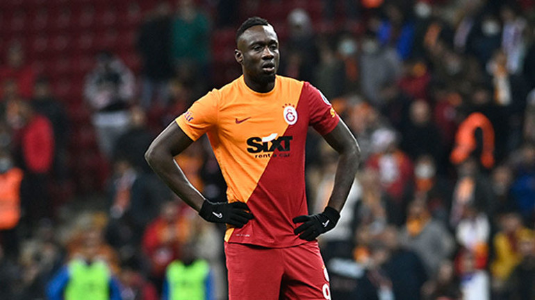 En Nesyrinin rekoru kırıldı İşte Süper Lig tarihindeki en pahalı transferler