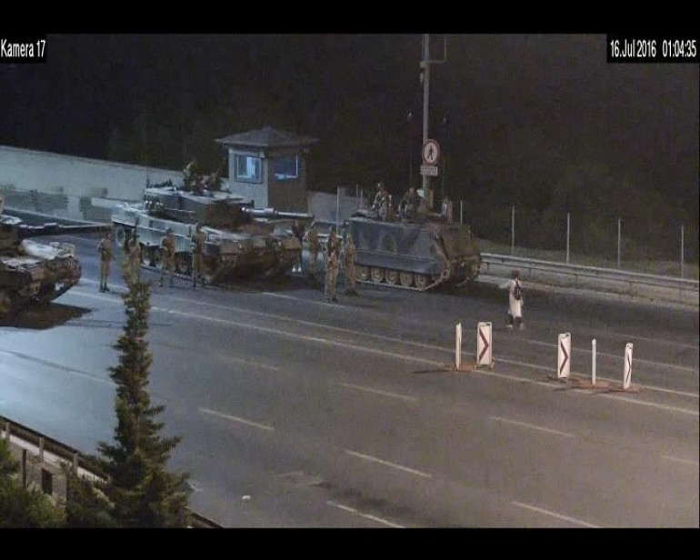Her biri, bir kahramanlık destanına sahne oldu: 15 Temmuz gecesinin kritik noktaları