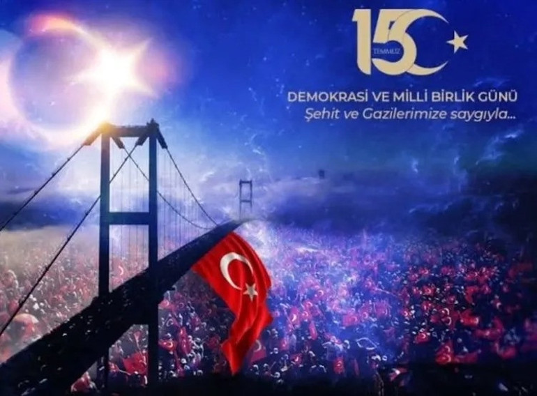 Kalbimizde hala aynı sızı... Ünlü isimlerden 15 Temmuz Demokrasi ve Milli Birlik Günü paylaşımları