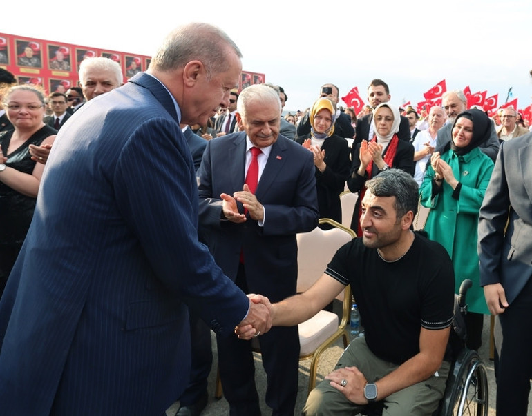 Son dakika... Cumhurbaşkanı Erdoğan: FETÖcü hainler demokrasimize pusu kurdu
