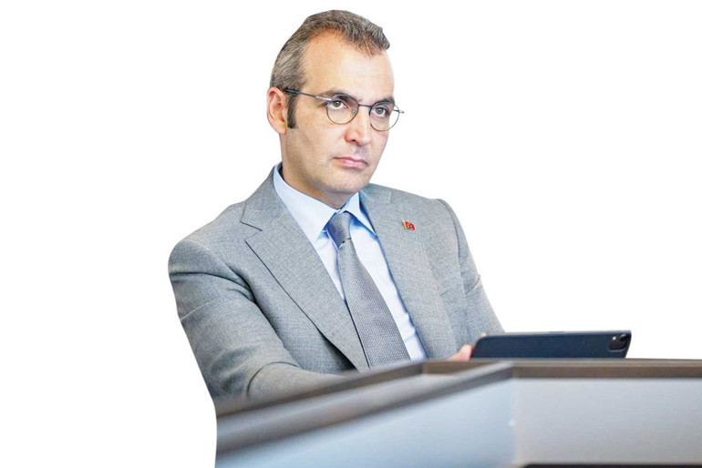 Özgür Özel lider olabilecek mi