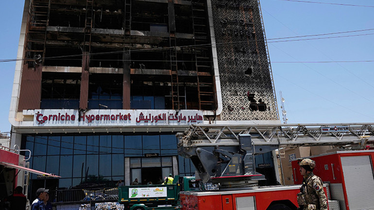 Irakta AVM yangını: En az 61 kişi hayatını kaybetti