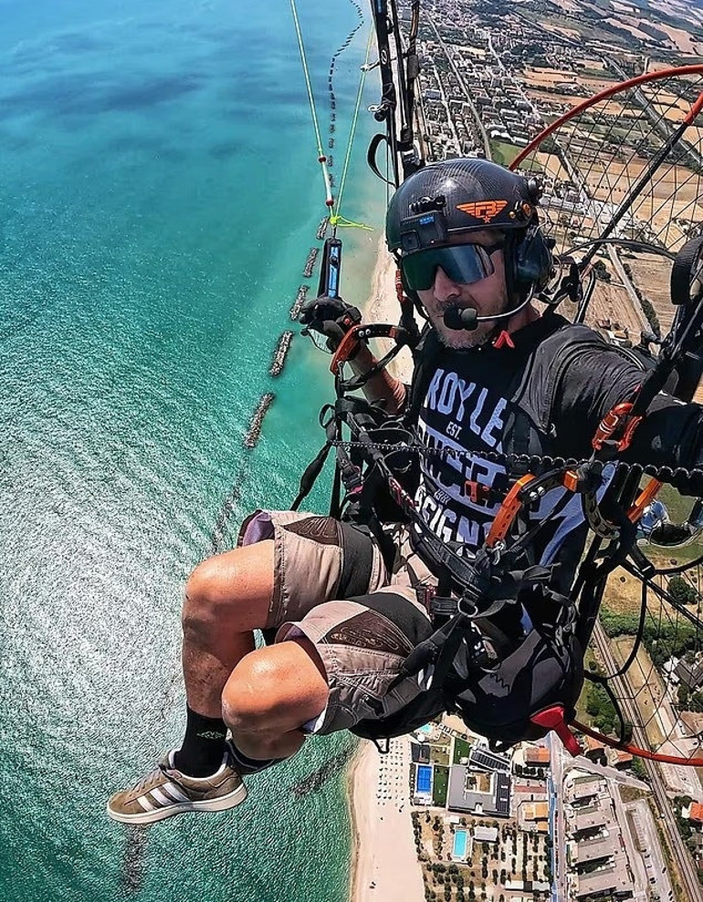 Uzaydan atlamıştı: Kalbine yenik düştüğü iddia edildi... Rekortmen paraşütçü Felix Baumgartner hayatını kaybetti