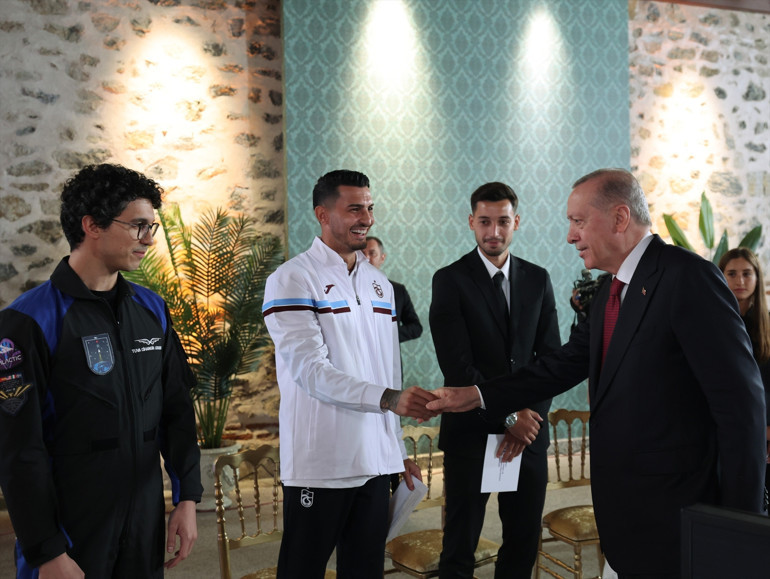 Cumhurbaşkanı Erdoğandan tütünle mücadele mesajı: Gençlerimizin zehirlenmesine müsaade etmeyeceğiz