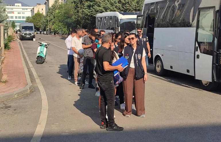 Eskort tuzağı ile 12 milyonluk vurgun: Tutuklu sayısı 26ya yükseldi