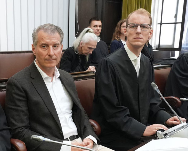 MOSSAD Almanyada çocuk kaçırma skandalına karıştı: İsrail bağlantılı firma ve eski Alman istihbarat şefi yargılanıyor