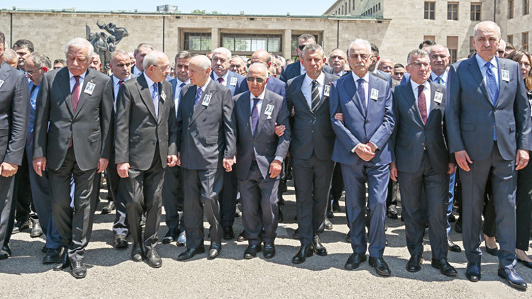 Altan Öymen’e Meclis’te son görev
