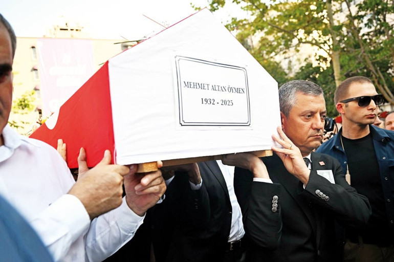 Altan Öymen’i sevgiyle uğurladık