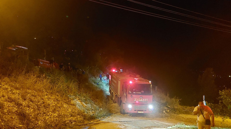 Alevlerle mücadelede son durum | Eskişehir’deki orman yangını Afyonkarahisar’a sıçradı