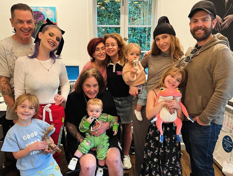 Hasta haliyle veda konserini verip bu dünyadan göçtü… Büyük bir serveti vardı... Şöhretini reddedip kaçan kızı mirastan aslan payını aldı