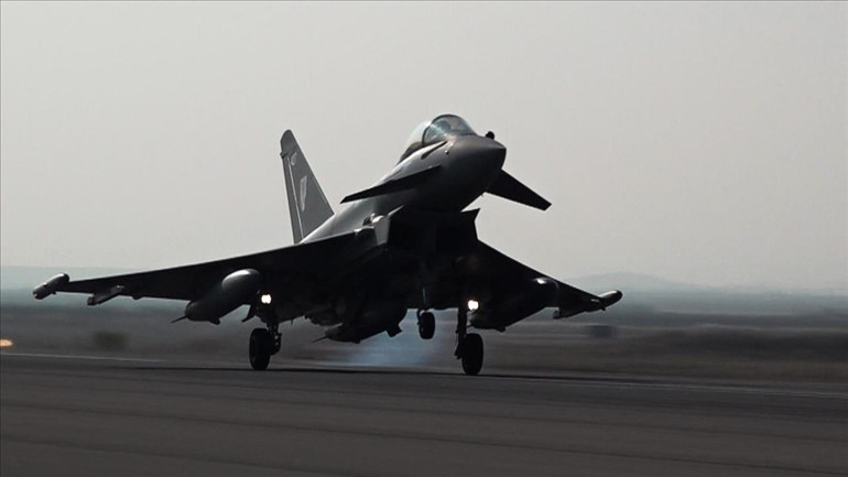 Eurofighter anlaşması Yunanistana dert oldu: Miçotakisten küstah açıklama
