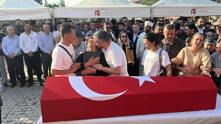 Orman şehidi AKUT gönüllülerine veda