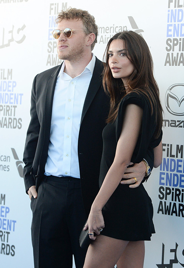 Onca güzelliğiyle kocası onu aldatmıştı...Takipçileri o paylaşımı görünce donup kaldı: Bikiniyi bile çıkarıp poz verdi