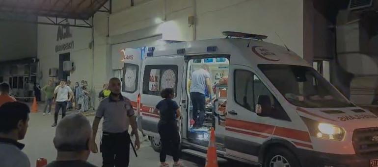 İskenderundan acı haber MSB: Yüksek ateş şikayetiyle hastaneye kaldırılan 2 asker şehit oldu