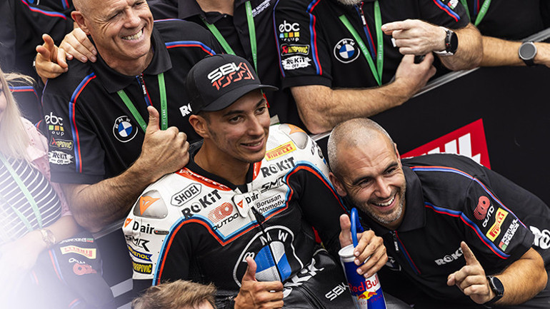 Toprak Razgatlıoğlu üst üste 9. kez kazandı