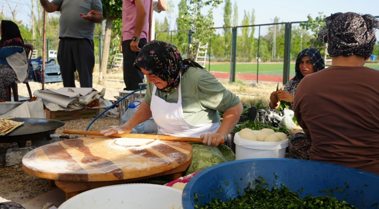 Safiye Soymanın gözyaşları... Dışım gülüyor, içim ağlıyor