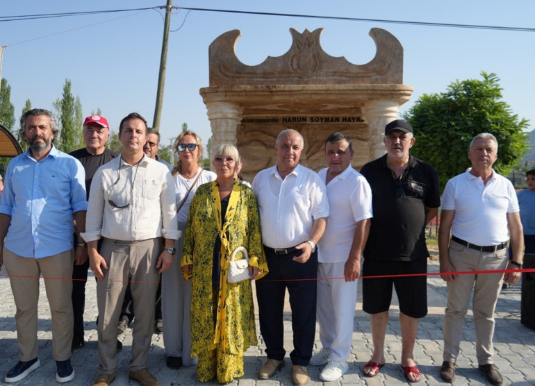 Safiye Soymanın gözyaşları... Dışım gülüyor, içim ağlıyor