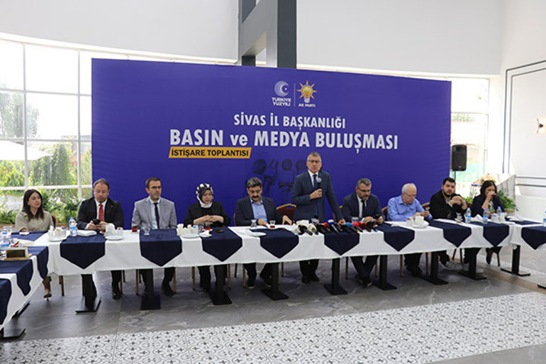 AK Parti Grup Başkanı Güler: Adım adım silah bırakma devam ediyor