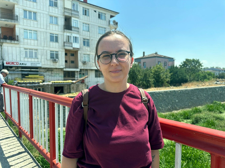 Kürkleri için çiftliklerde yetiştiriliyorlar Su taşkınıyla Edirneye geldiler: Görenler şaşkınlıkla izliyor