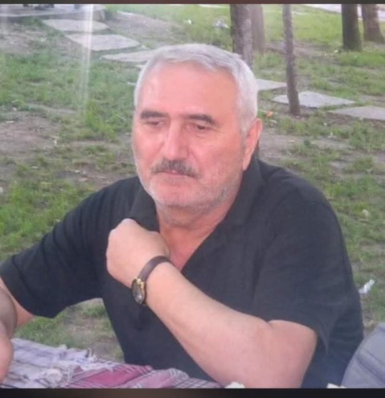 Gazeteci Cem Küçükün babası son yolculuğuna uğurlandı